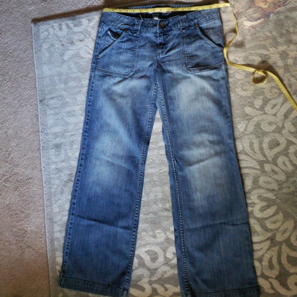 ●SOLD ON MERC●Aeropastale size 11/12 wide leg jean